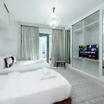 Modern Studio In 29 Boulevard