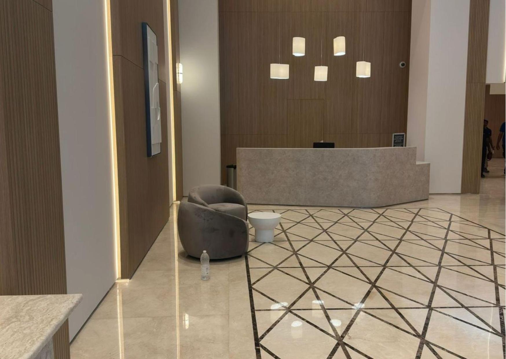 Modern In 29 Boulevard Apartment *